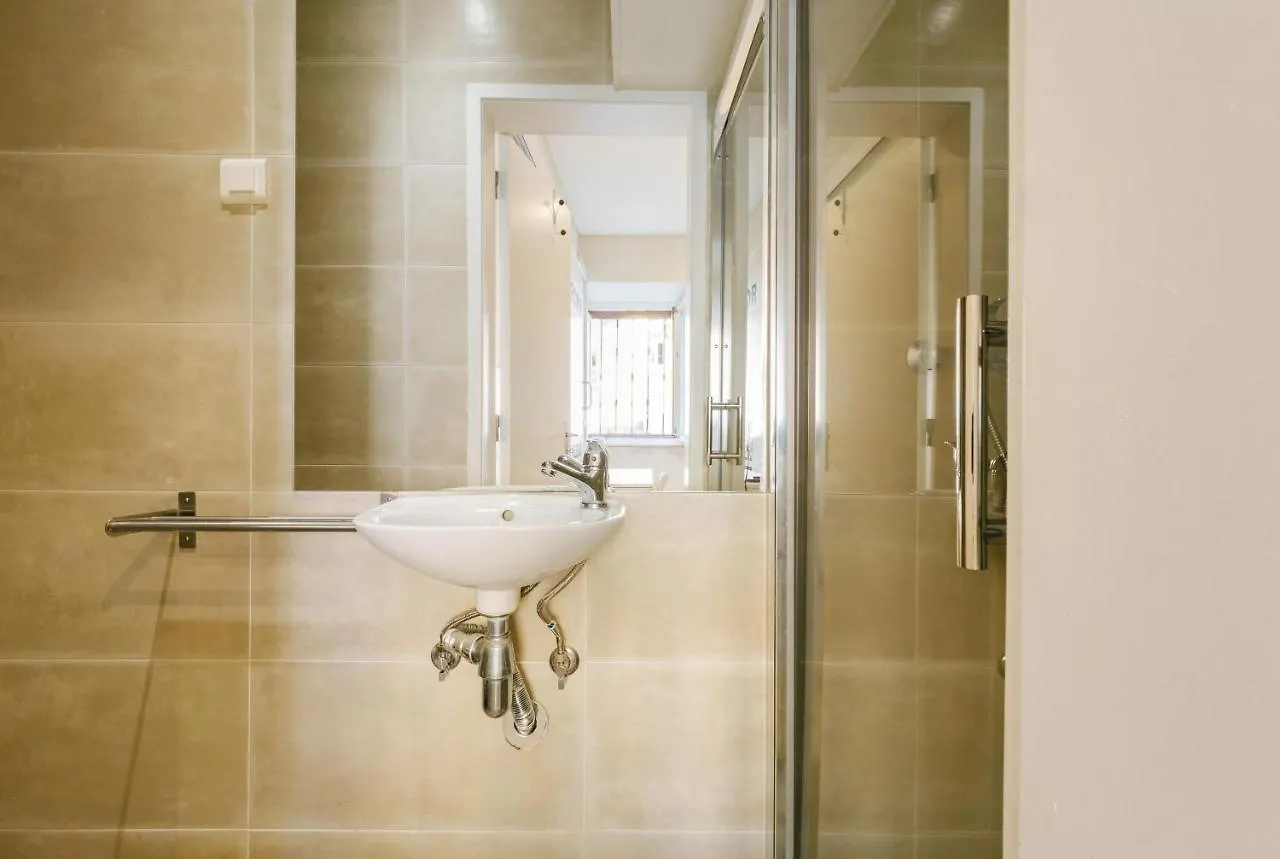 Rent4Rest Lisbon Downtown Tiny Studio Apartments
