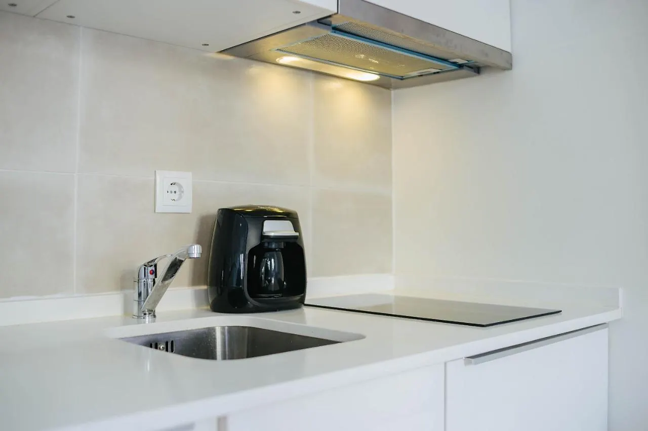 Rent4Rest Lisbon Downtown Tiny Studio Apartments 0*,
